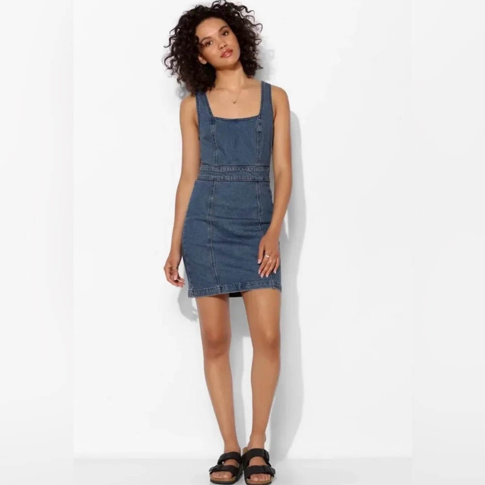 UO Silence & Noise Side Zip Mini Denim Dress in Blue Size: 0